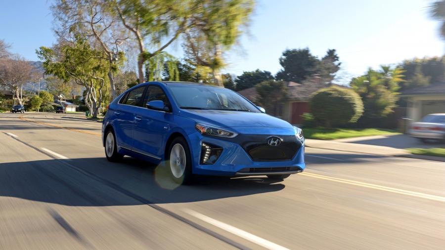  Hyundai IONIQ electric (AE) 2016 года  (NA) (фото 26 из 41)